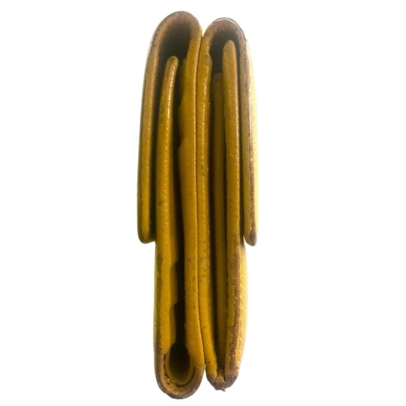 💛 Chanel Wallet Coco Button Double Snap Yellow Leather Compact Trifold Vintage - Picture 7 of 15